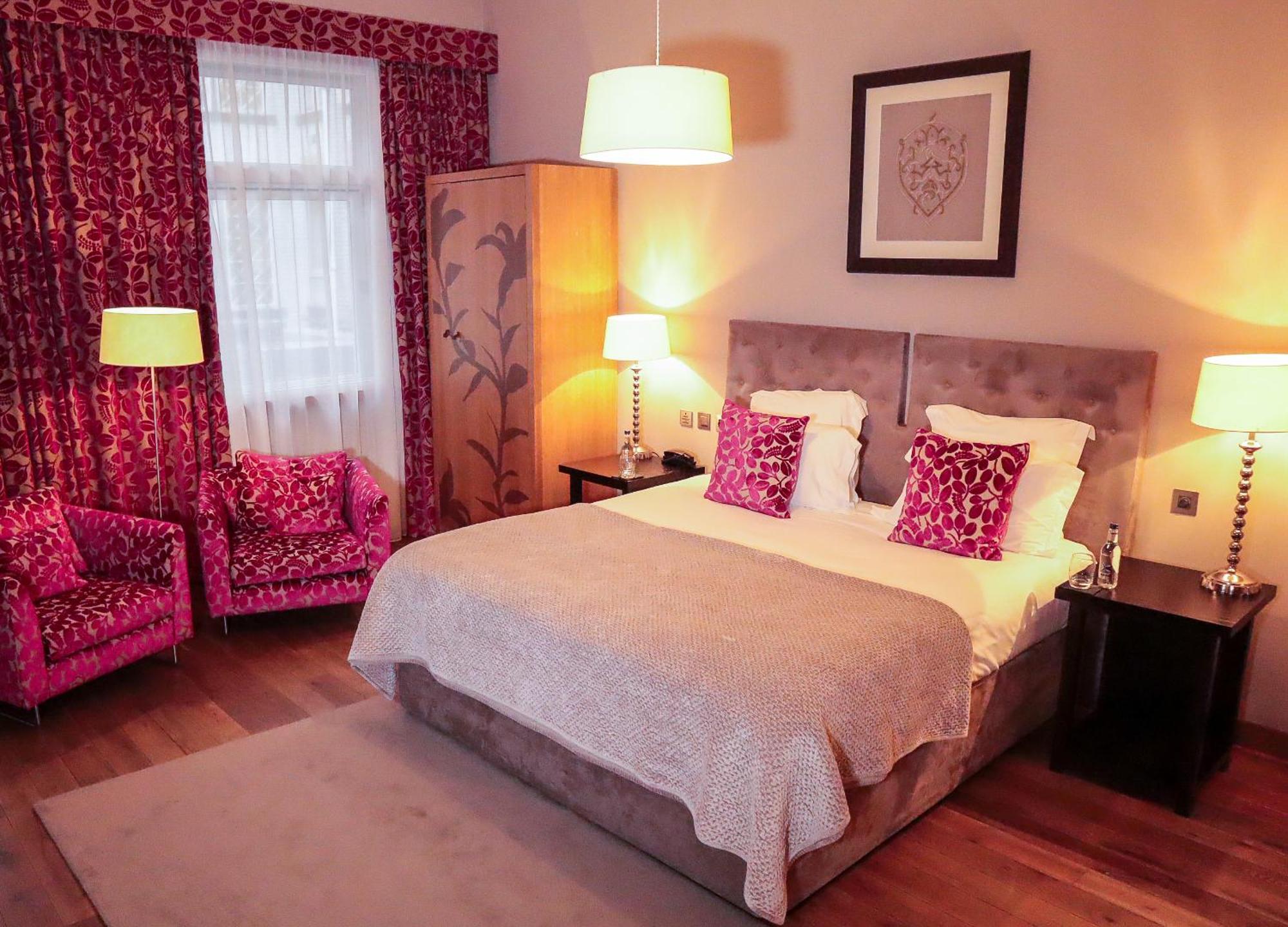 Tigerlily, Edinburgh
